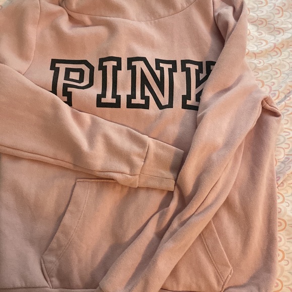 Pink small sweatshirt hoodie - Picture 2 of 4